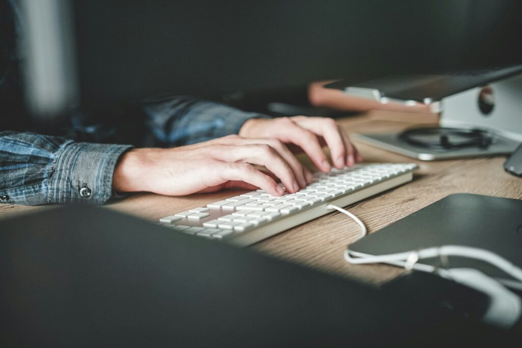 AI ATS Benefits, Features, and Choosing the Best One